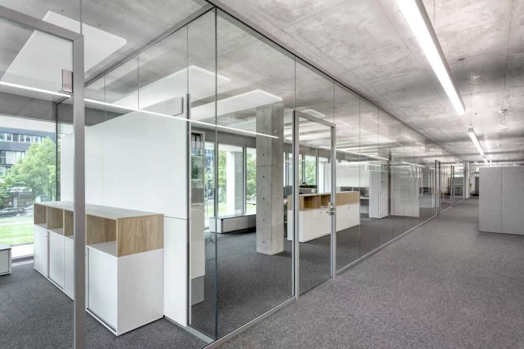 EGG-30H ultra-slim panoramic single glass partition with 30mm profile for minimalist office design