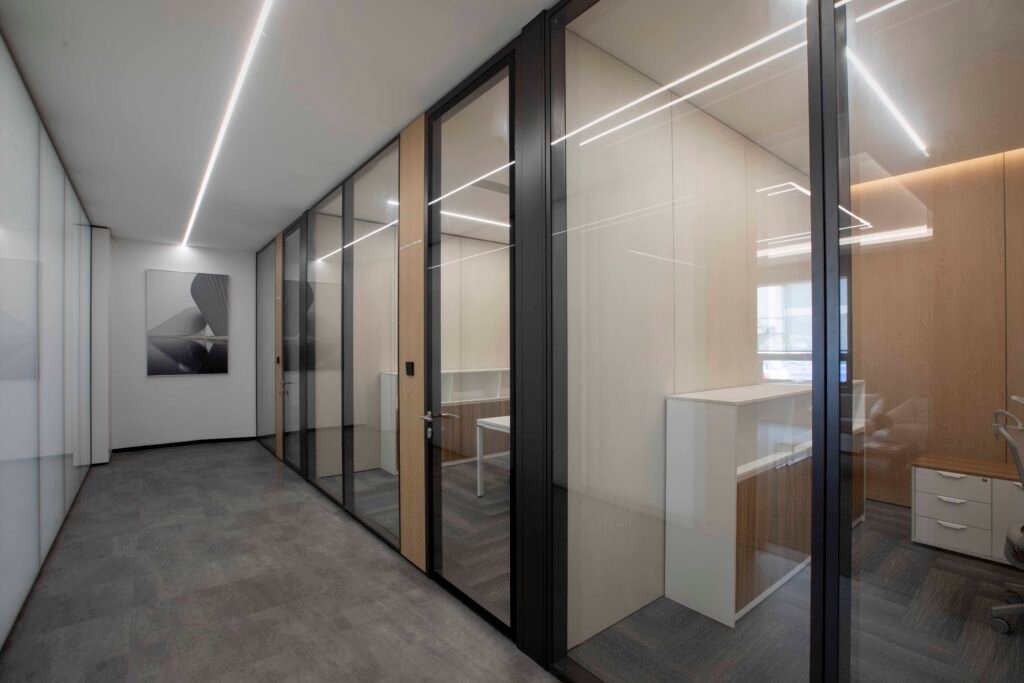 EGG-100 High-Performance Acoustic and Fire Safety partition system achieving 45dB sound insulation and Class A1 fire resistance.